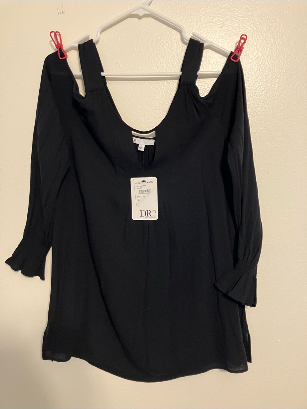 DR2 Black Textured V-Neck Top